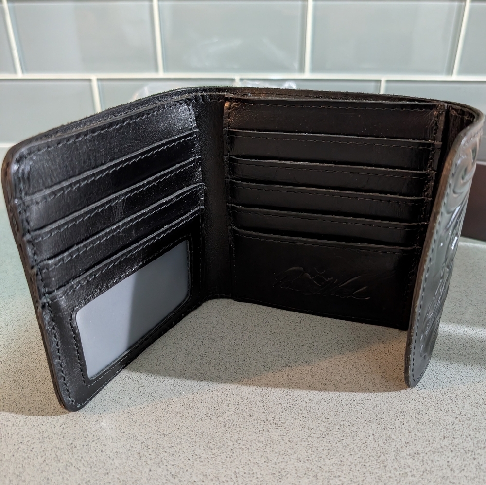 100% Leather Patricia Nash Tooled Bifold Wallet - Picture 5 of 12